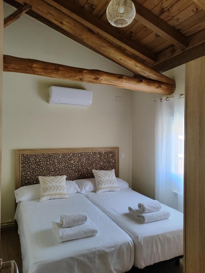 La Casita De Ra Villa Castillo de Bayuela Luaran gambar