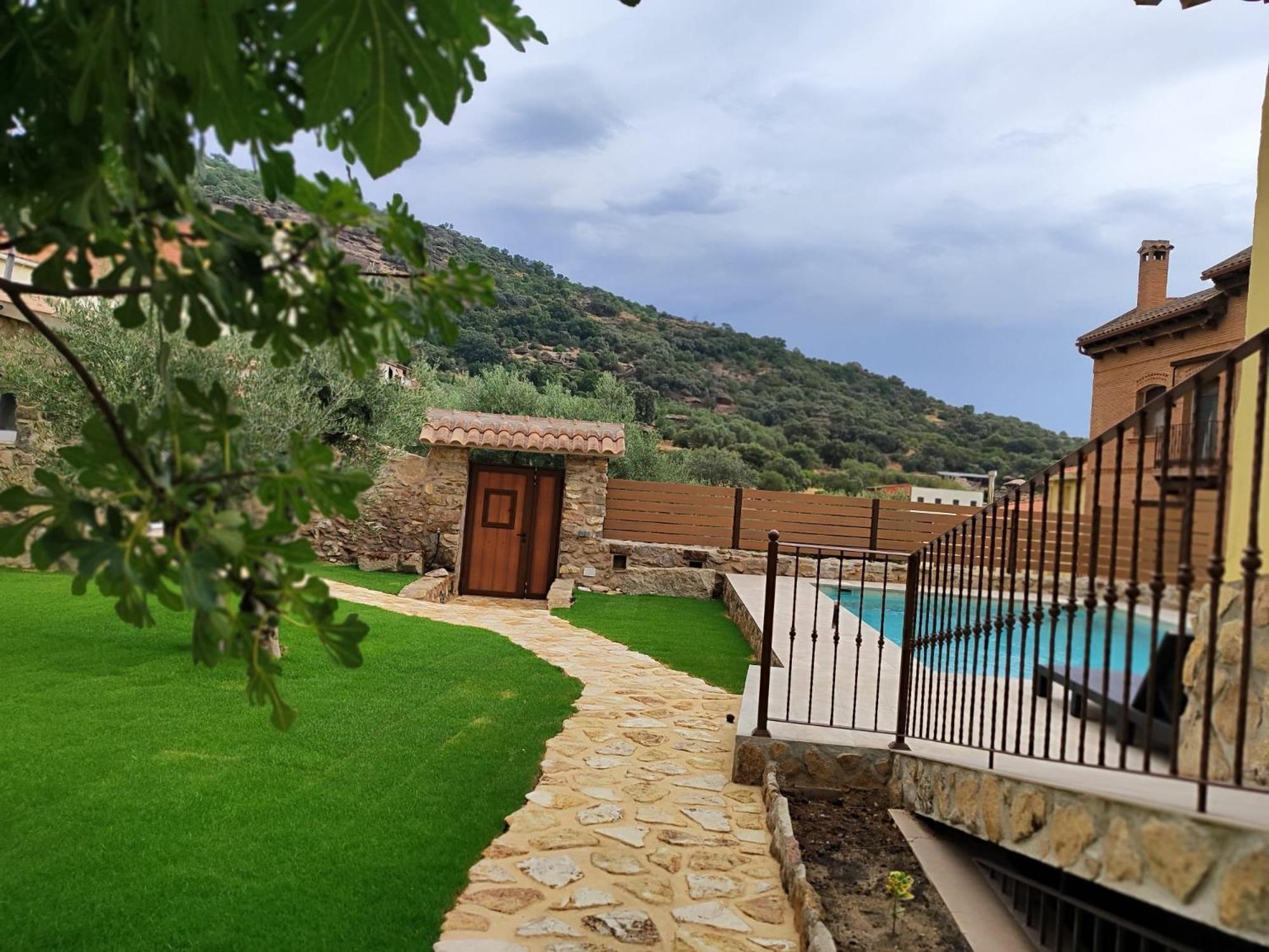 La Casita De Ra Villa Castillo de Bayuela Luaran gambar